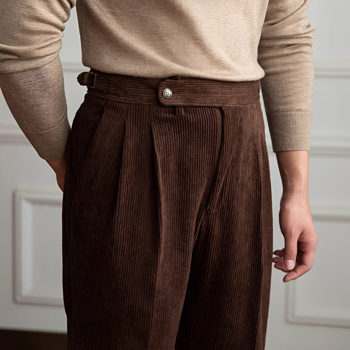 VIKTOR | Hochgeschnittene Cordhose für Herren