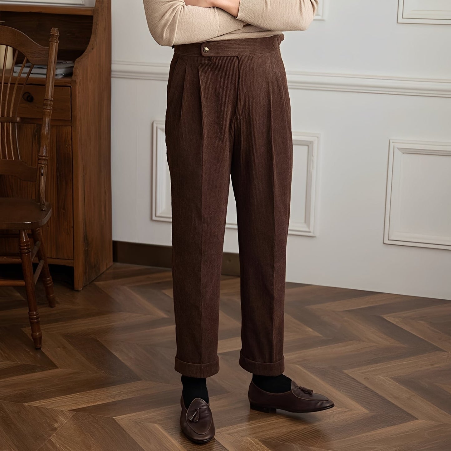 VIKTOR | Hochgeschnittene Cordhose für Herren
